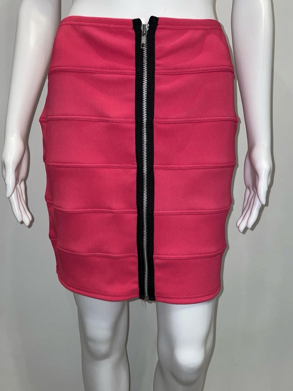 Atmosphere Women’s Pink Bandage Pencil Skirt Size S UK 10 EU 38 Exposed Zip